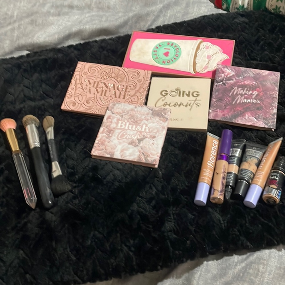 Makeup lot